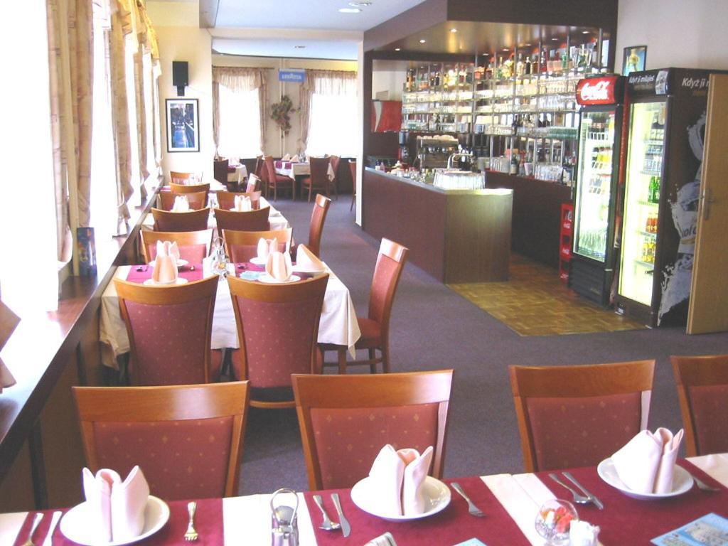 Hotel Grand Tanvald Kültér fotó