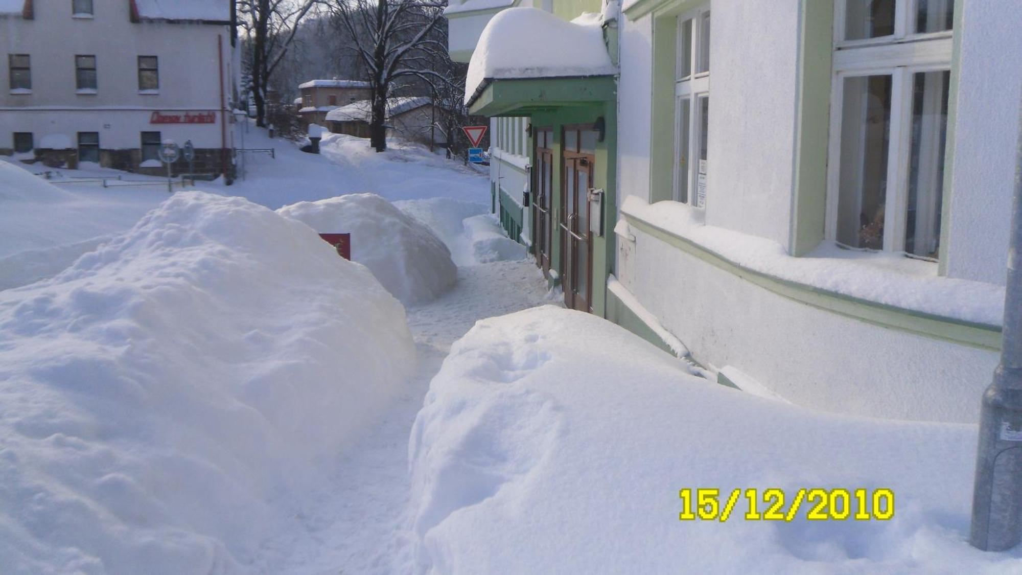 Hotel Grand Tanvald Kültér fotó